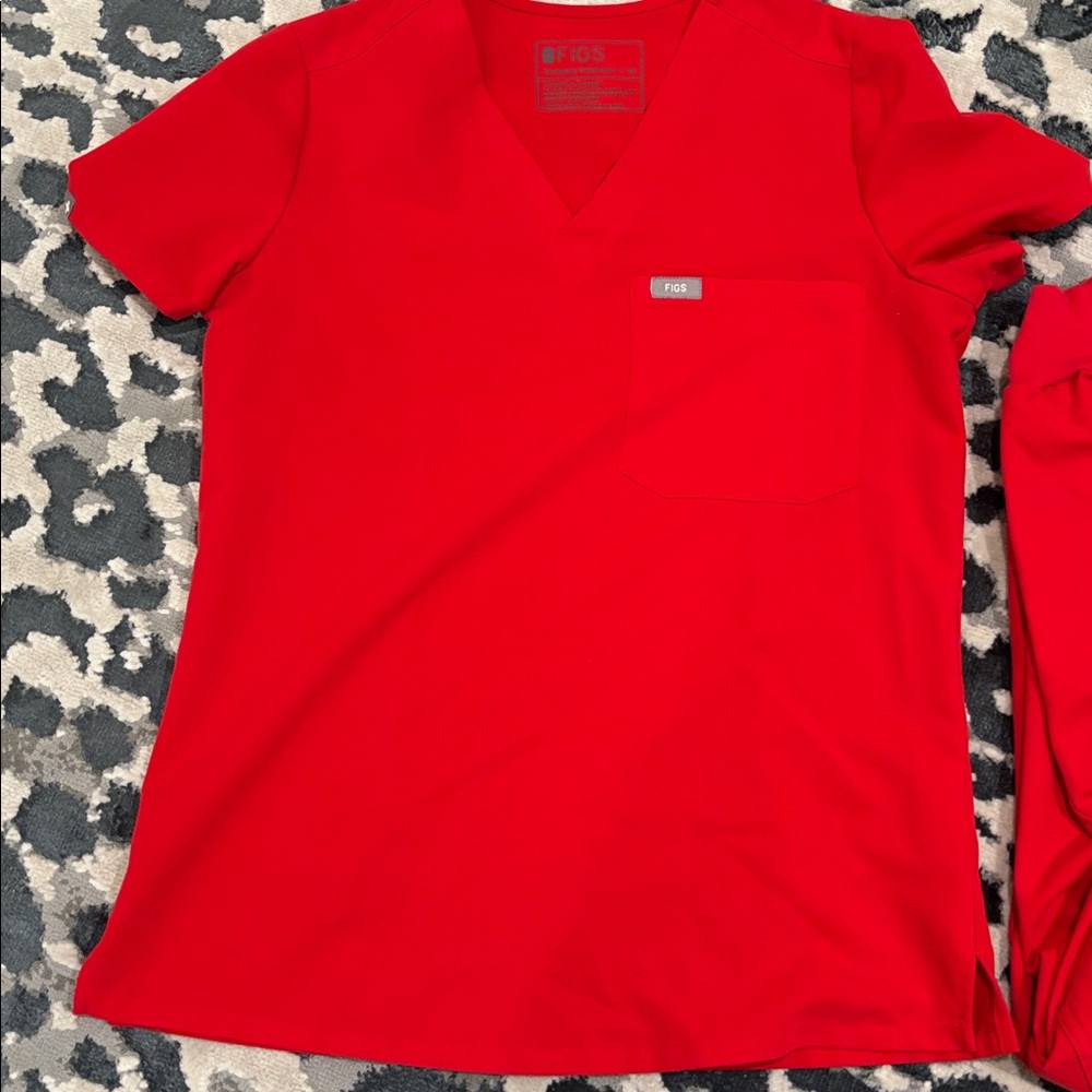 Figs Red Scrub Set - Picture 2 of 7